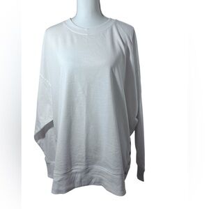 NWT White long-sleeve top from Crown & Ivy. Retail $48.50